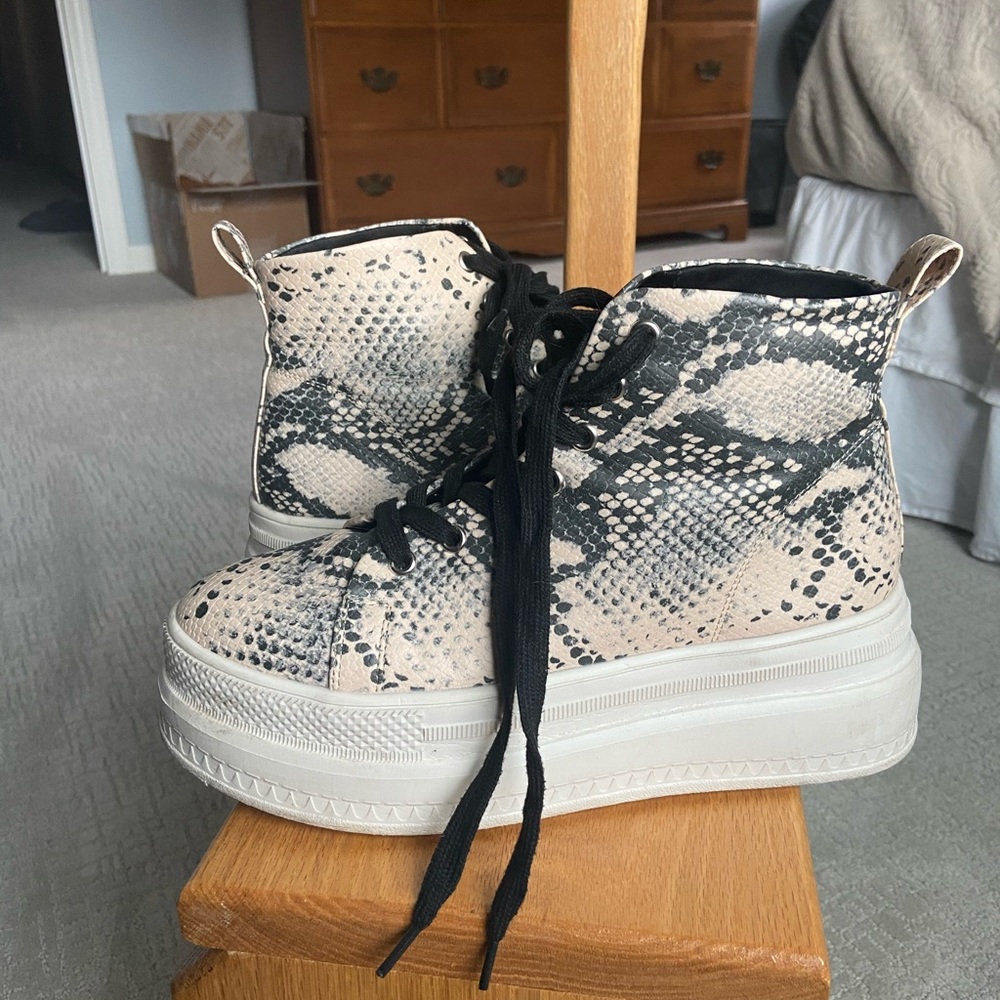 Platform Shoes - image 3